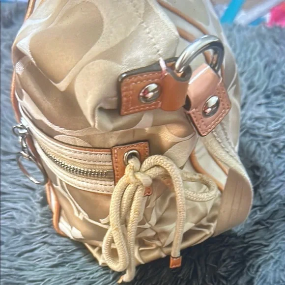 Coach poppy tartan Cream Shoulder Bag with Signature Style - Picture 3 of 7